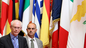 El euro se juega su futuro en bruselas